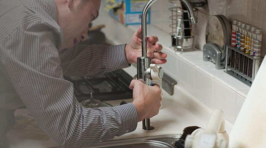 Professional expert plumbing services in Lowpoint, IL
